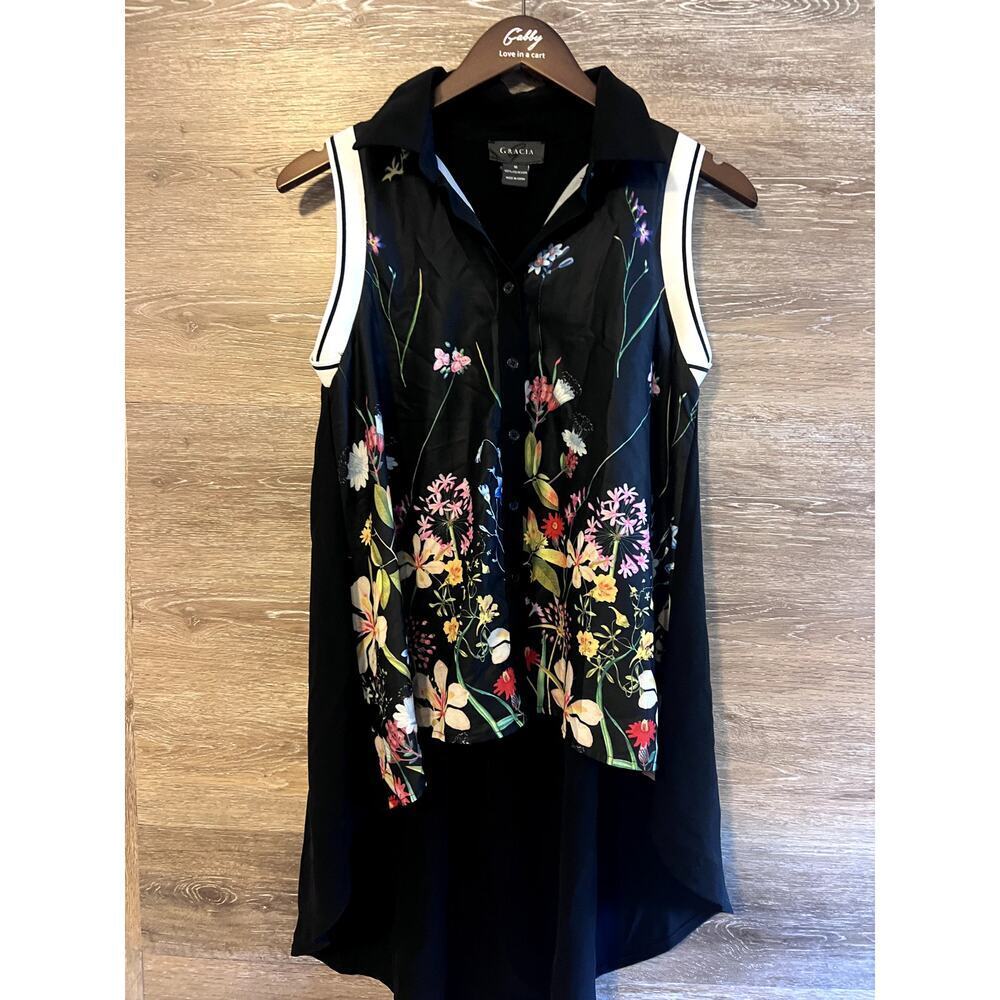 Gracia Top Size M Floral Black Halter Assymetrical Black Collared Excellent